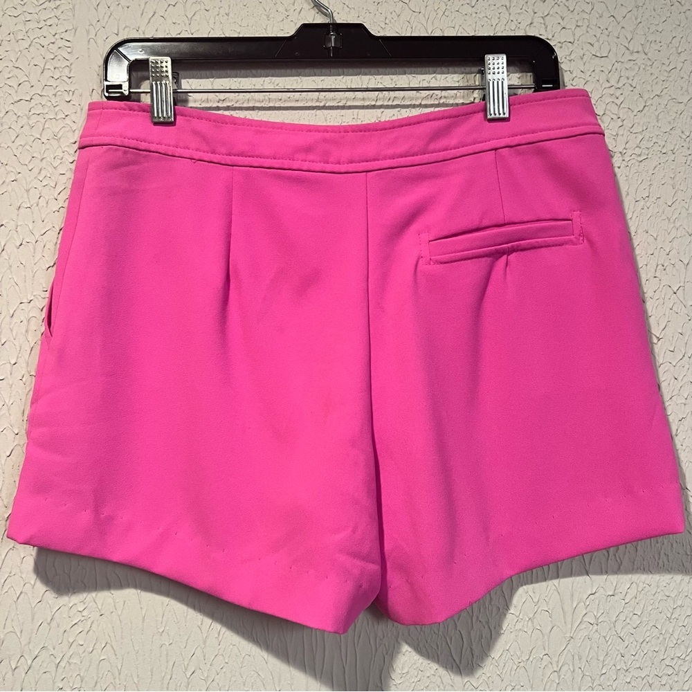 Trina Turk Daulton Crepe High Waisted Trina Pink shorts size 4 - Picture 10 of 15